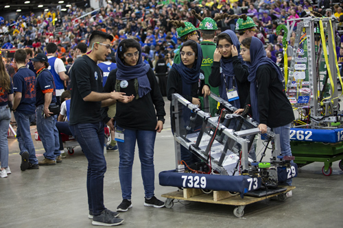 eschoolnews-first-washington-robotics-competition.jpg